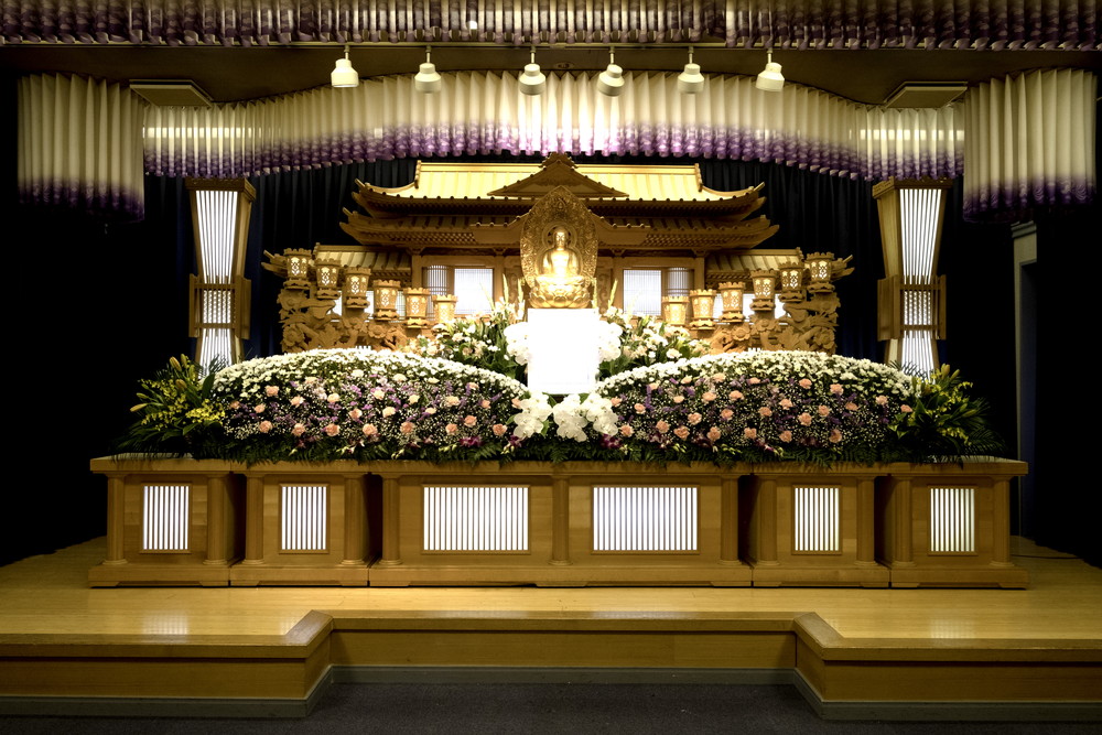 石巻葬儀社/石葬会館の本館2階白木祭壇